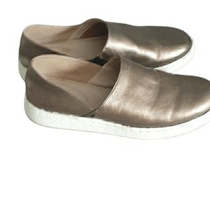 Eileen Fisher woman metallic gold loafers size 6